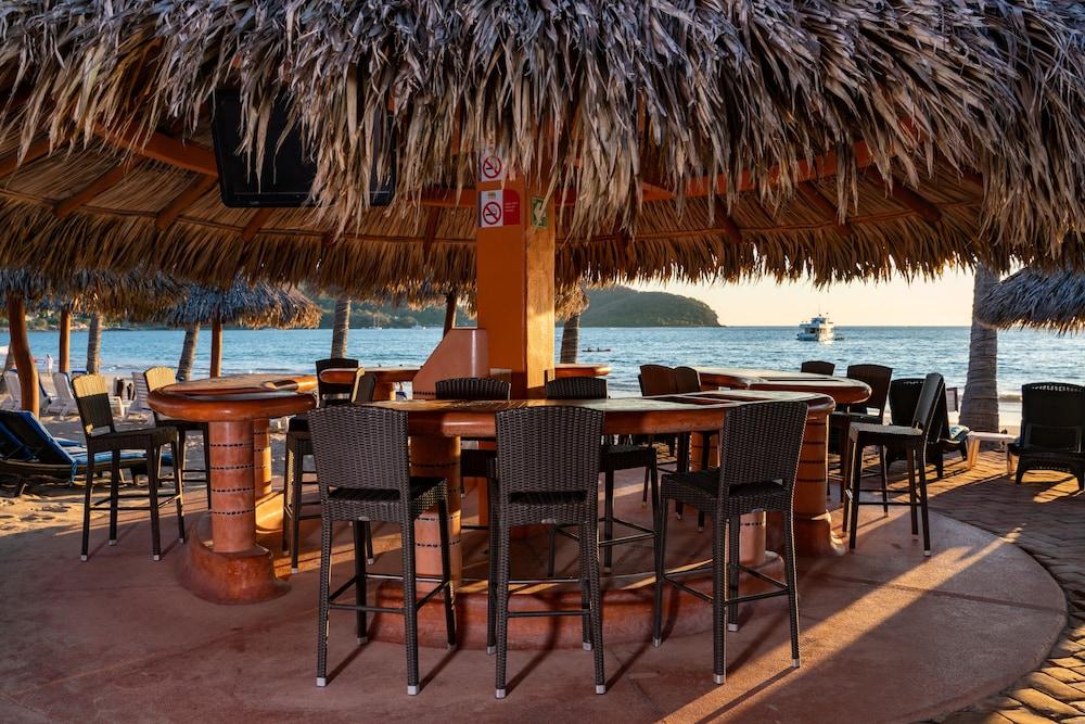 Hotel Villa Mexicana Сіуатанехо Екстер'єр фото