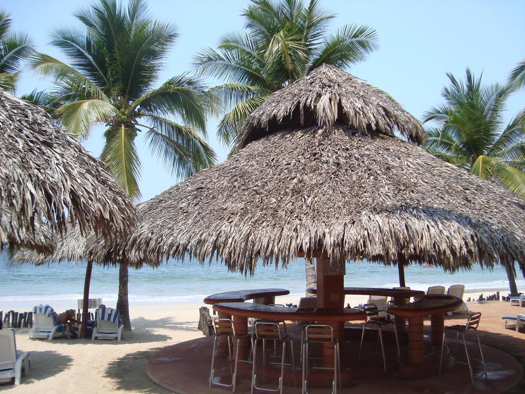 Hotel Villa Mexicana Сіуатанехо Екстер'єр фото